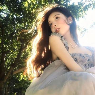 灰色的果实